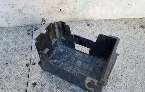 Honda Civic Battery box tray SMJ00