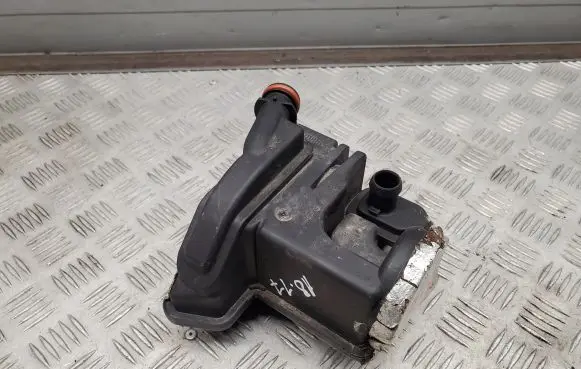 Audi A8 S8 D4 4H Breather/breather pipe/hose 079103542B