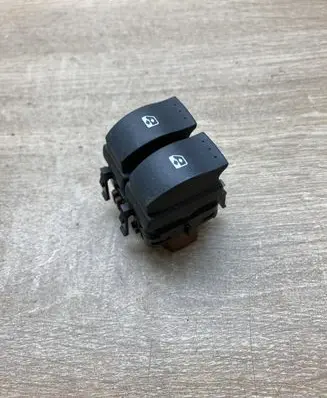 Renault Megane I Electric window control switch