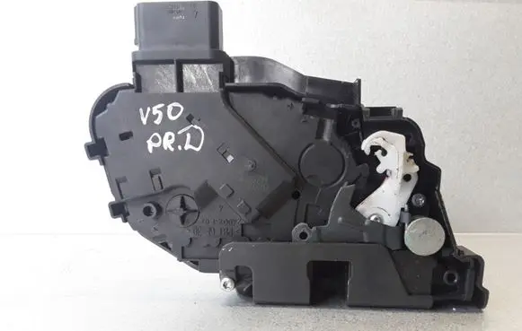Volvo V50 Front door lock 30753664