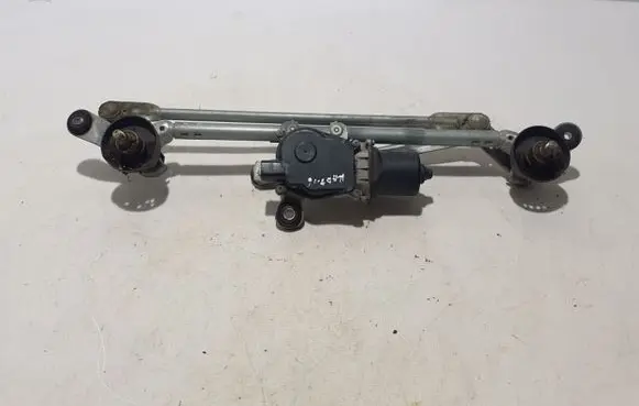 Front wiper linkage