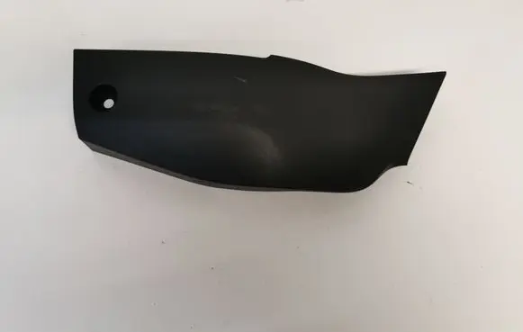 Nissan Leaf II (ZE1) Other interior part 689215SJ0B