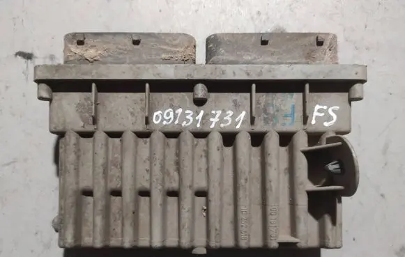 Opel Astra G Coolant fan relay 09131731