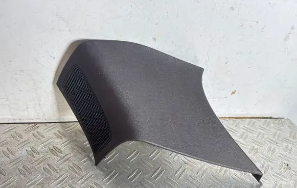 Porsche Cayenne (92A) (D)pillar trim (top) 7P5867246M