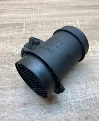 Audi A6 S6 C5 4B Mass air flow meter 059906461E 0281002429