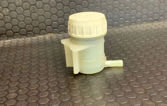 Honda CR-V Power steering fluid tank/reservoir 