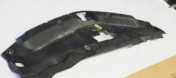 Opel Mokka X Radiator trim 95079808