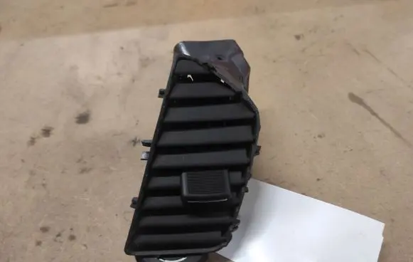 Dash center air vent grill