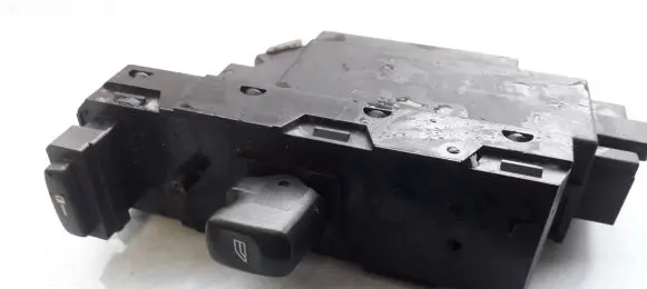 Volvo V70 Electric window control switch 30737519