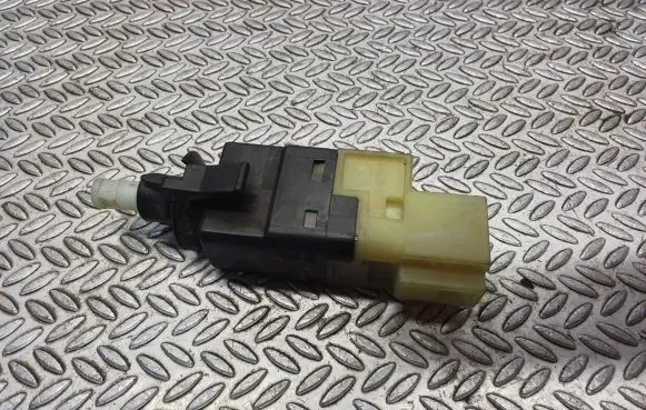 Mercedes-Benz Vito Viano W639 Brake pedal sensor switch A0015454409