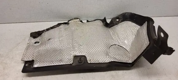 Jeep Grand Cherokee Heat shield in engine bay 