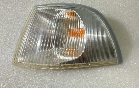 Volvo S40, V40 Front indicator light 30854653 30862523 30865998
