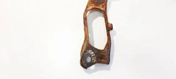 Honda Accord Bracket in trunk/boot 