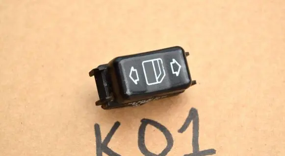 Mercedes-Benz S W140 Electric window control switch a1408210251