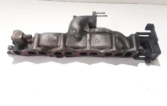 KIA Carens II Intake manifold 