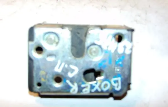 Peugeot Boxer Sliding door lock 9138C5