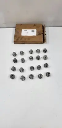 Nissan Leaf I (ZE0) Nuts/bolts