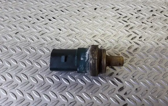 Audi A6 S6 C5 4B Coolant temperature sensor 