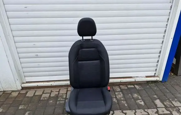 Peugeot 301 Front passenger seat 