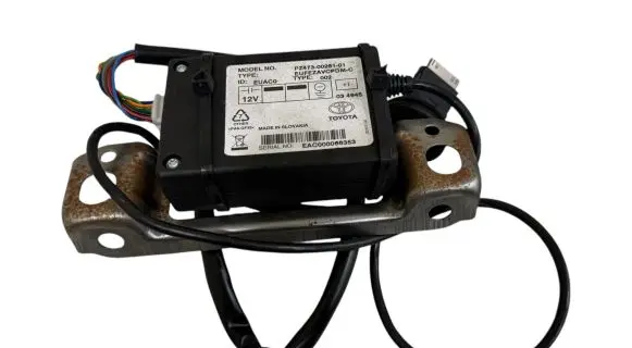 Toyota Auris 150 Other control units/modules PZ4730026101 EAC000066353