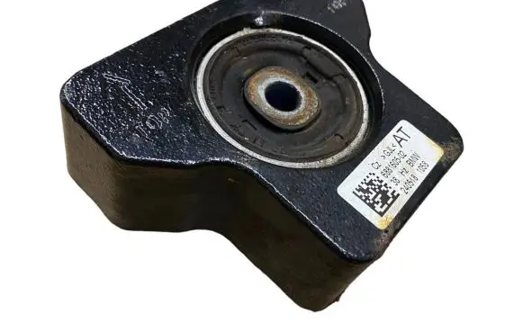 BMW 3 G20 G21 Rear differential mounting bracket 6881605 33176881605