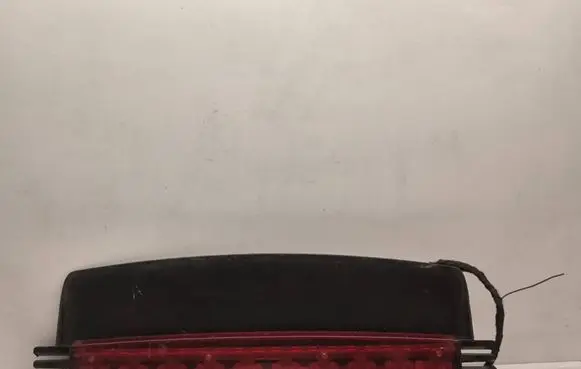 Audi A6 S6 C6 4F Third/center stoplight 4F5945097