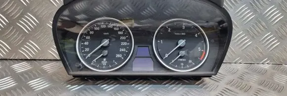 BMW 5 E60 E61 Speedometer (instrument cluster) 62109177261 9177261