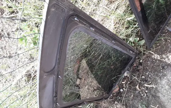 Ford Explorer Rear side window