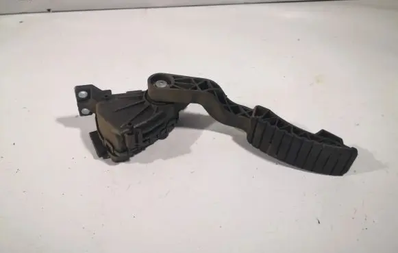 Renault Laguna II Accelerator throttle pedal 8200003392