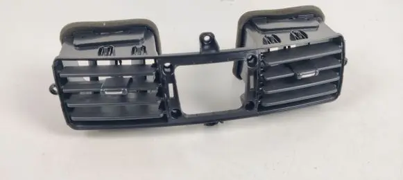 SsangYong Rexton Dash center air vent grill