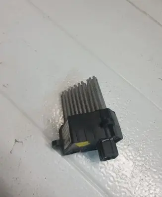 BMW 5 E39 Heater blower fan relay 