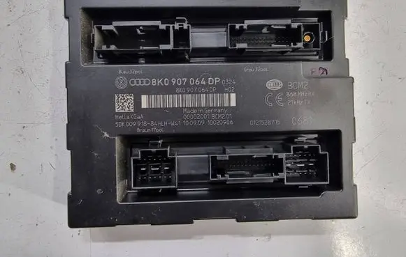 Audi A4 S4 B8 8K Comfort/convenience module 8K0907064DP 00002001