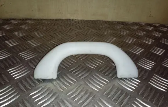 Volkswagen PASSAT B7 Front interior roof grab handle