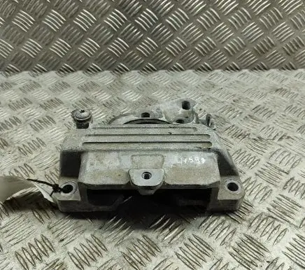 Mercedes-Benz A W177 Engine mount bracket A2472402100