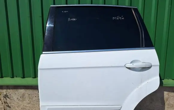 Ford S-MAX Rear door