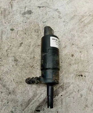 Audi A4 S4 B7 8E 8H Headlight washer pump 3B0955681 001005