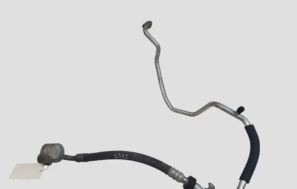 Mercedes-Benz C W204 Air conditioning (A/C) pipe/hose A2048302915 18559237
