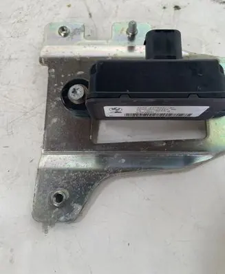 BMW 1 E81 E87 ESP acceleration yaw rate sensor 6778421 10170106373