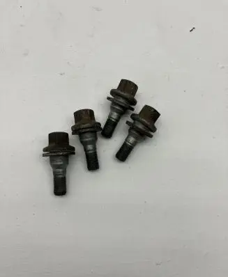 Peugeot 5008 Nuts/bolts 