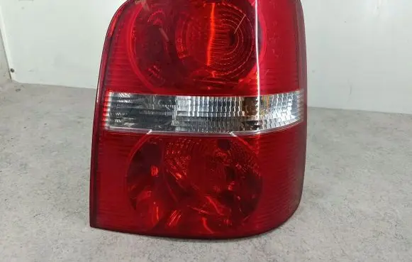 Volkswagen Touran I Rear/tail lights