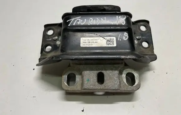 Volkswagen Touran III Engine mount bracket 5QA199555AH