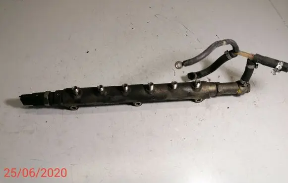 Volvo S60 Fuel main line pipe 0445215010