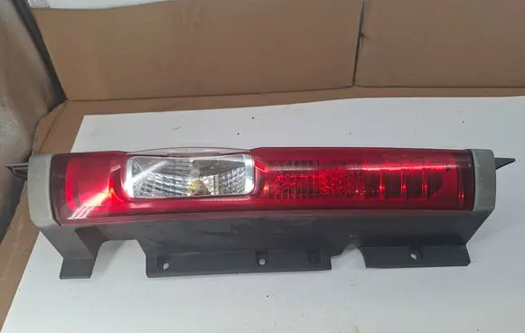 Opel Vivaro Rear/tail lights 93857722