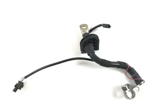 Volkswagen Touareg II Positive cable (battery) 7P0971225C 7P0971913