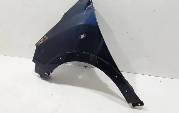 Dacia Dokker Fender 631018586R
