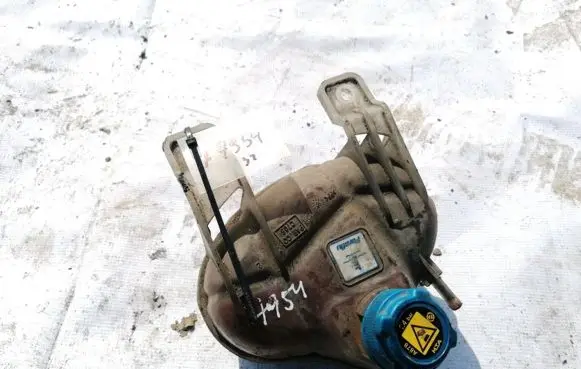 Fiat Punto (188) Coolant expansion tank/reservoir C705
