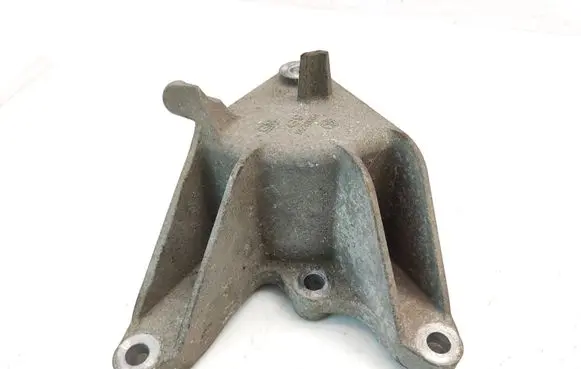 Opel Astra J Engine mounting bracket 13248664