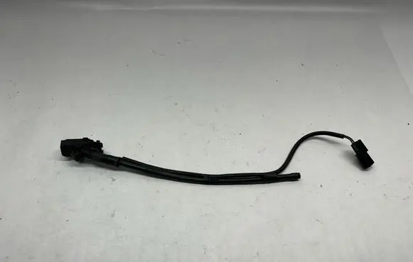 Chevrolet Camaro Windshield washer spray nozzle 