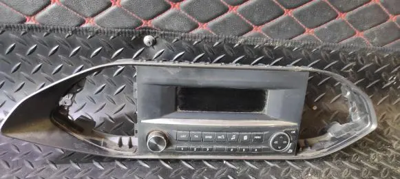 Peugeot 308 Head unit multimedia control 9812067580
