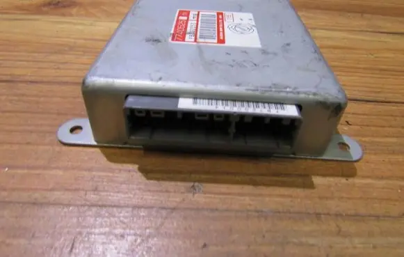 Lancia Kappa Gearbox control unit/module 7740525 fb002053